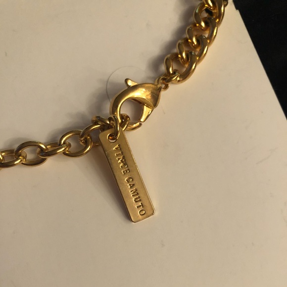 Vince Camuto Necklace - Picture 2 of 2